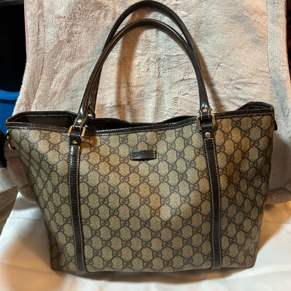 Gucci Beige and Brown Signature Tote
